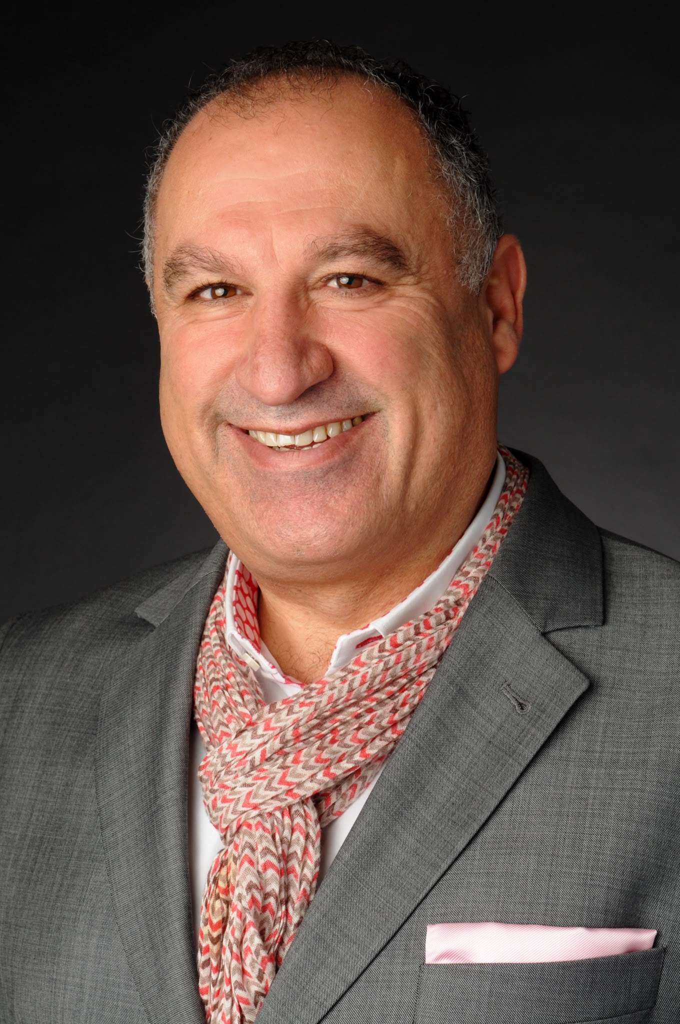 Dr. Raif Hussein